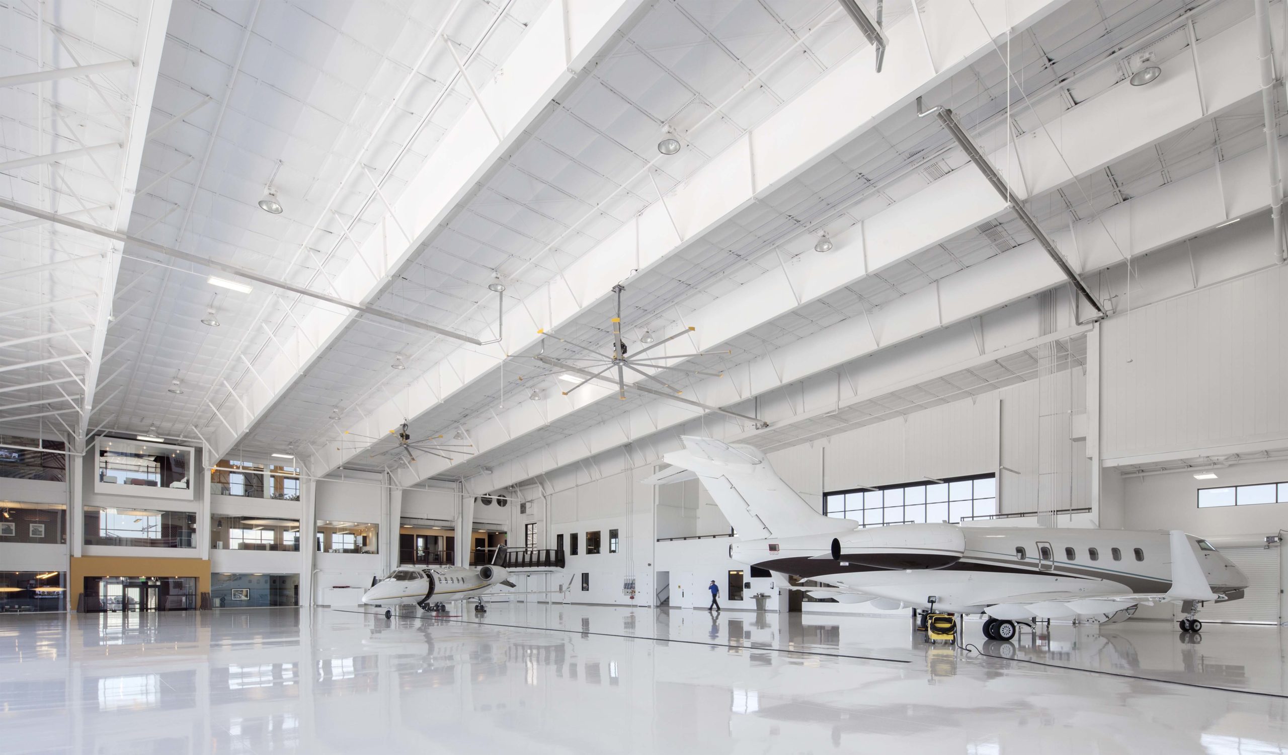 https://www.vfla.com/wp-content/uploads/2022/01/017_Hangar-Interior5-scaled.jpg